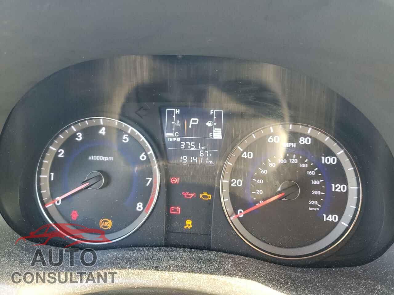 HYUNDAI ACCENT 2016 - KMHCT4AE9GU038041