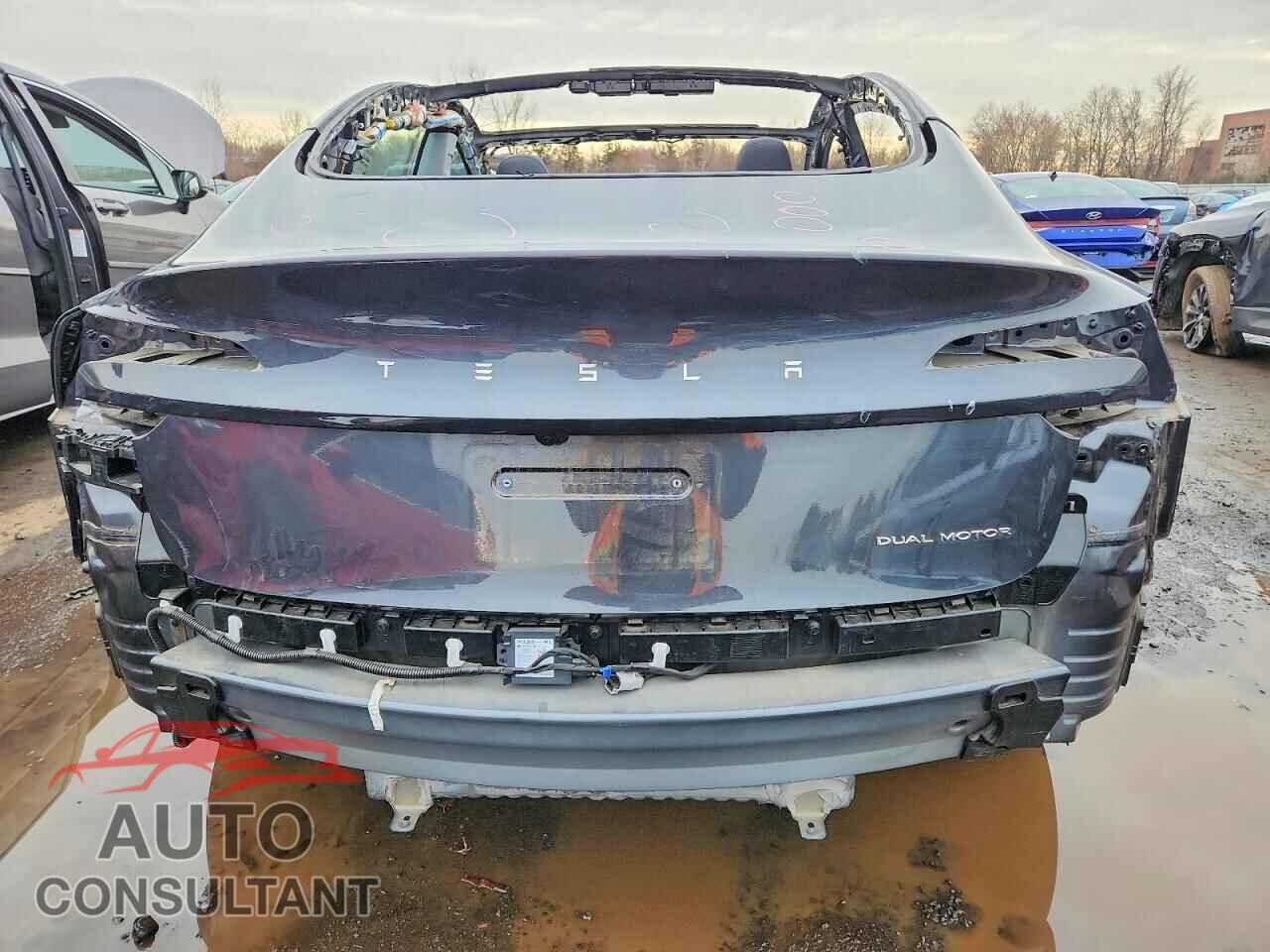 TESLA MODEL 3 2024 - 5YJ3E1EBXRF739793