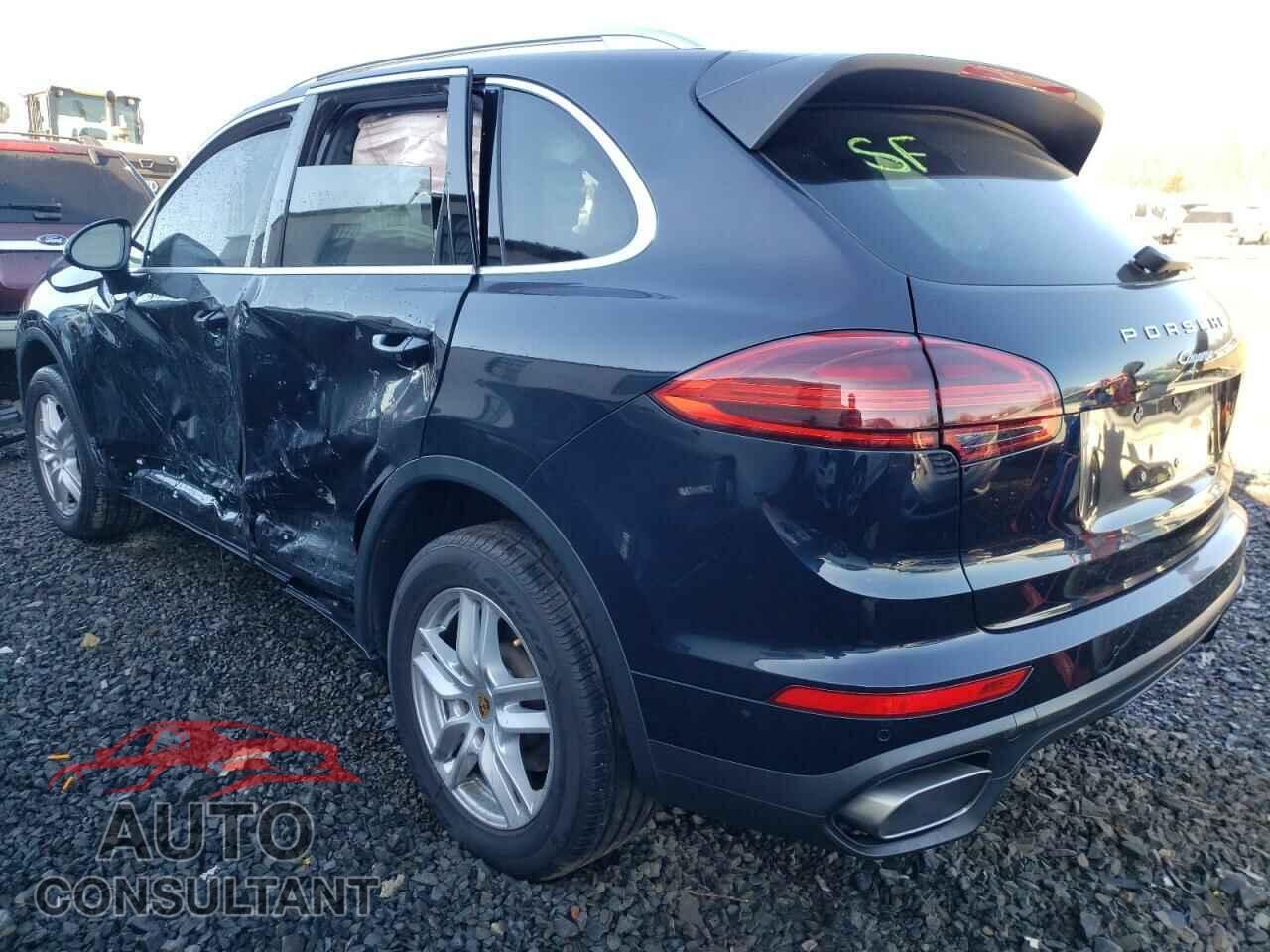 PORSCHE CAYENNE 2016 - WP1AA2A22GKA38243