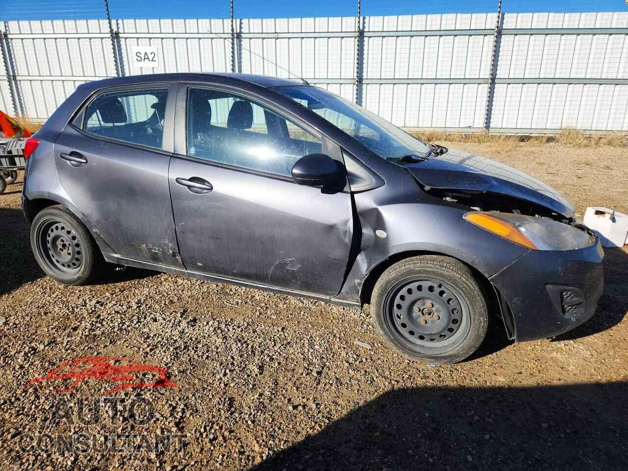 MAZDA 2 2013 - JM1DE1KY4D0165082