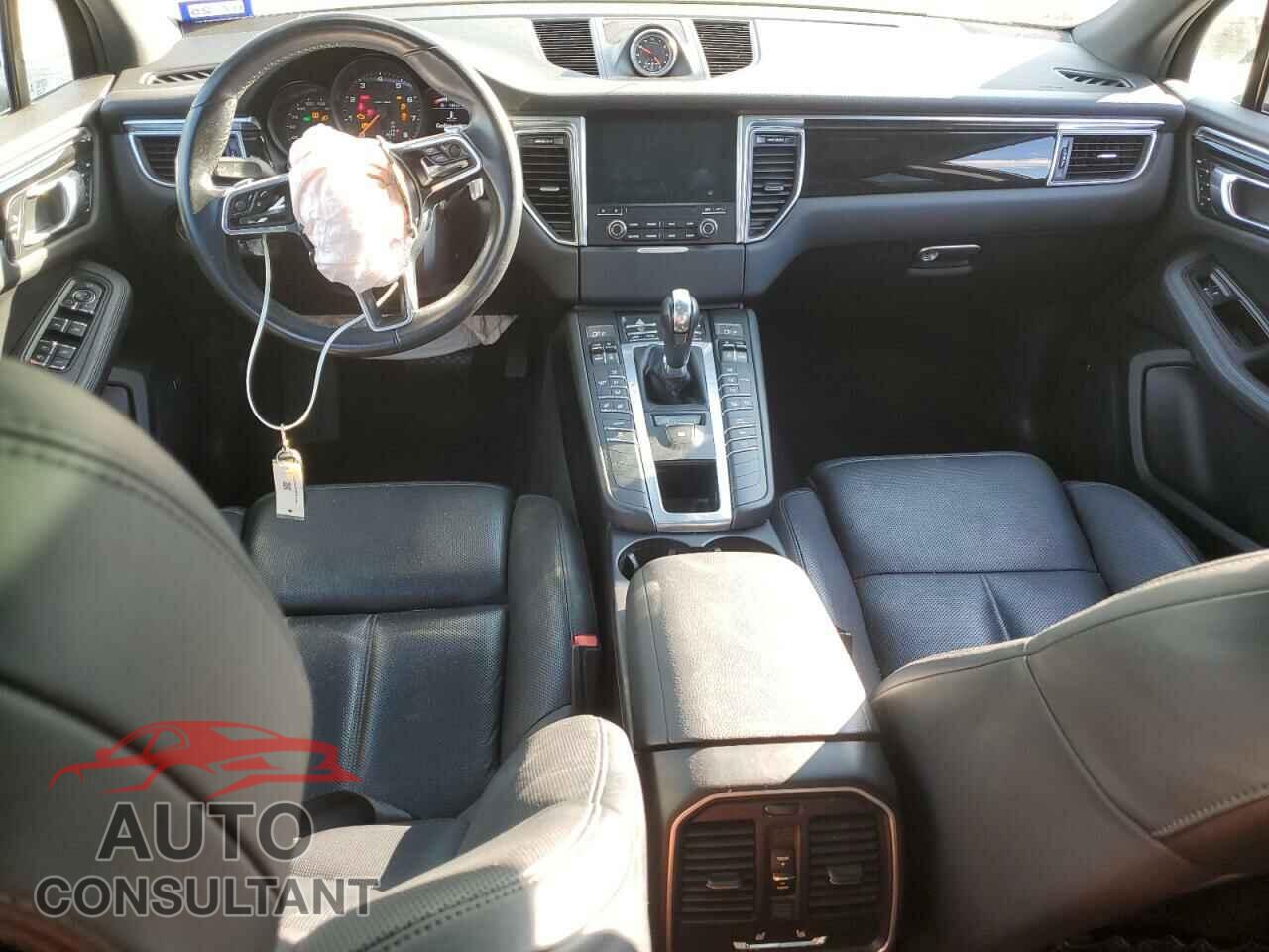 PORSCHE MACAN 2017 - WP1AA2A56HLB80715
