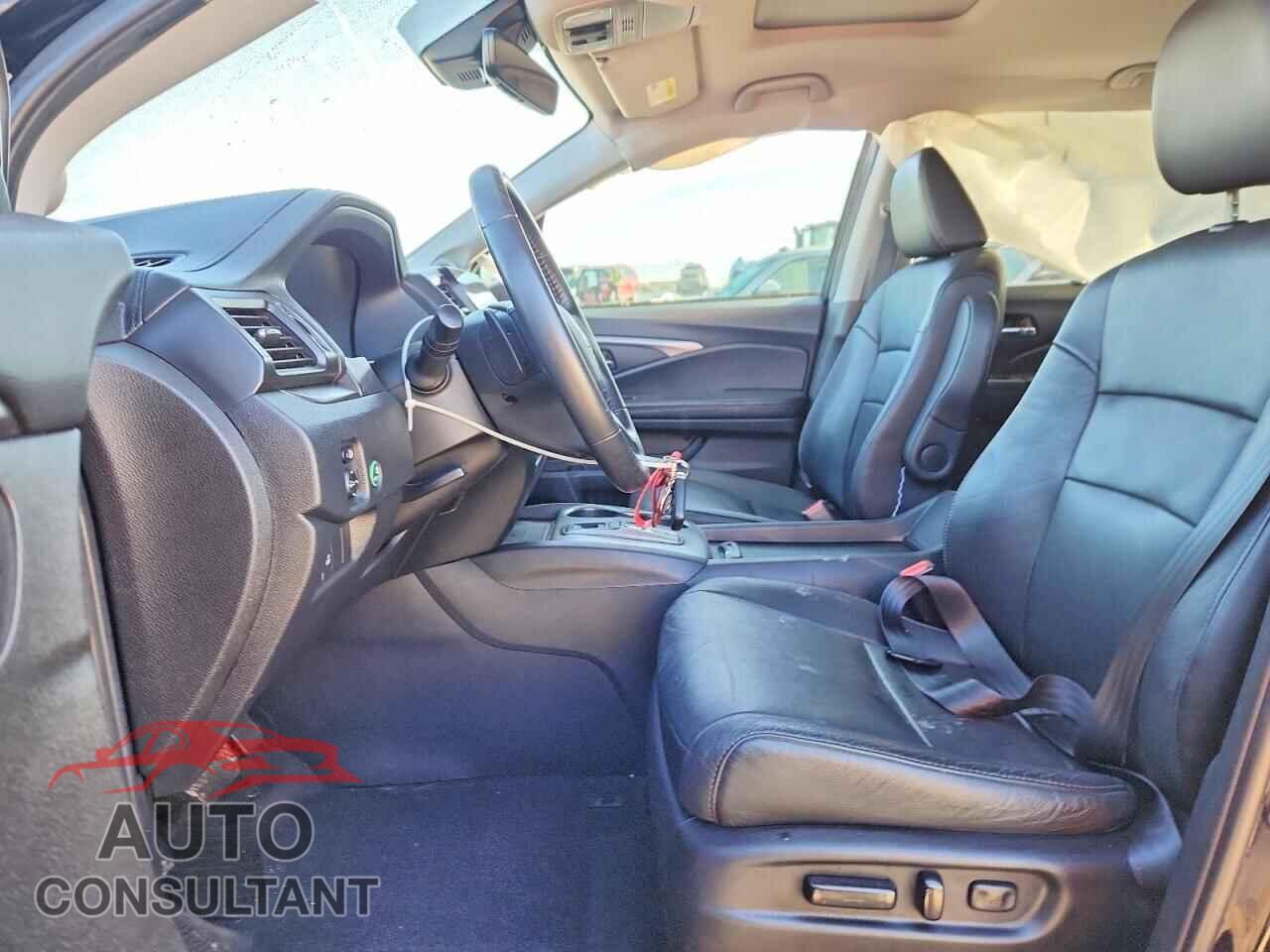 HONDA PILOT 2021 - 5FNYF6H24MB069596