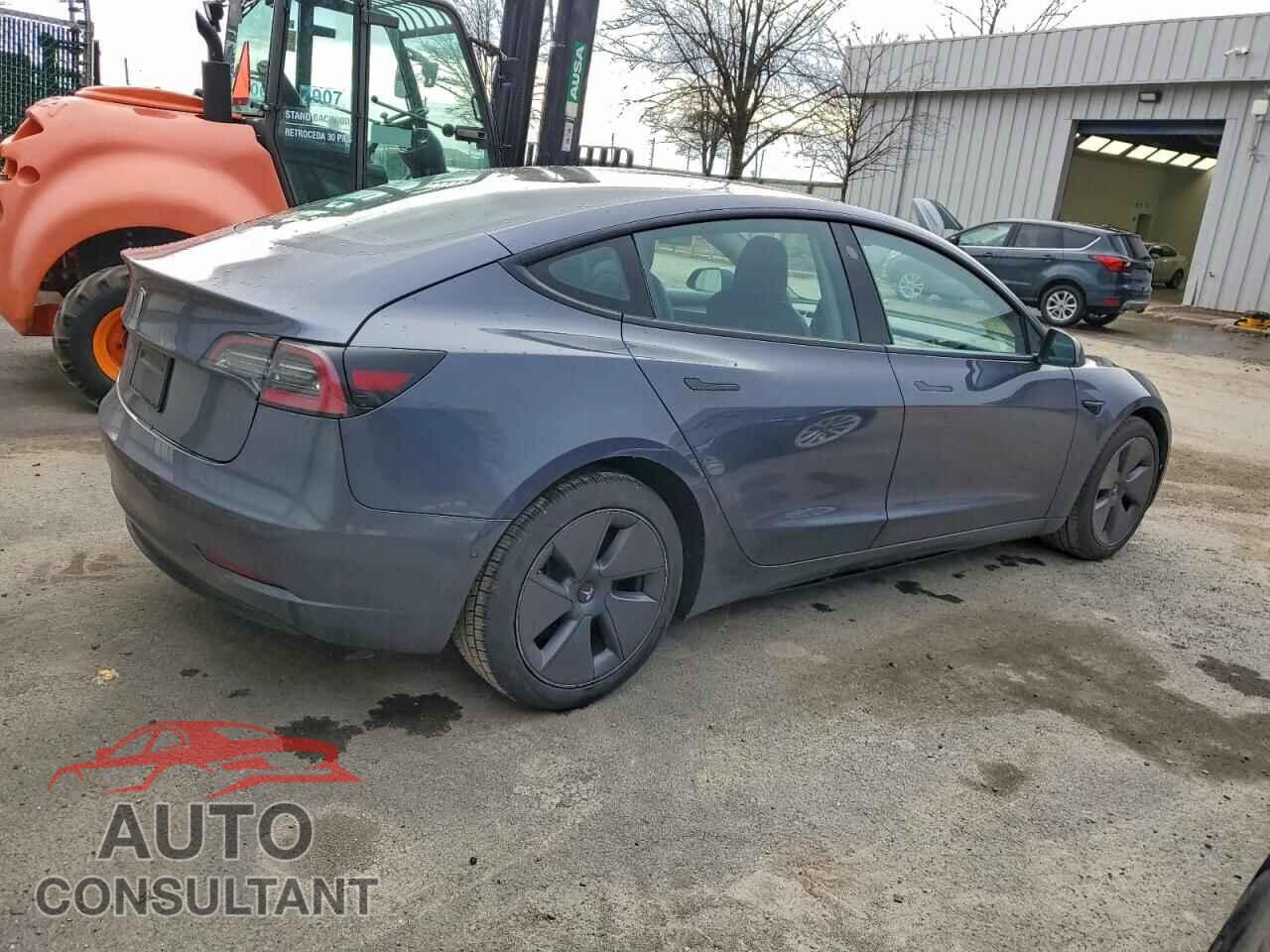TESLA MODEL 3 2022 - 5YJ3E1EA9NF372502