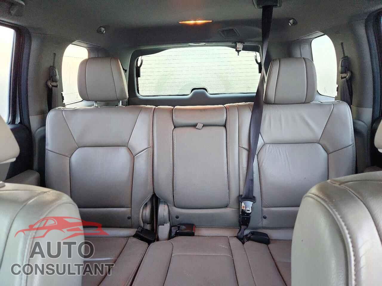 HONDA PILOT 2013 - 5FNYF4H56DB050255