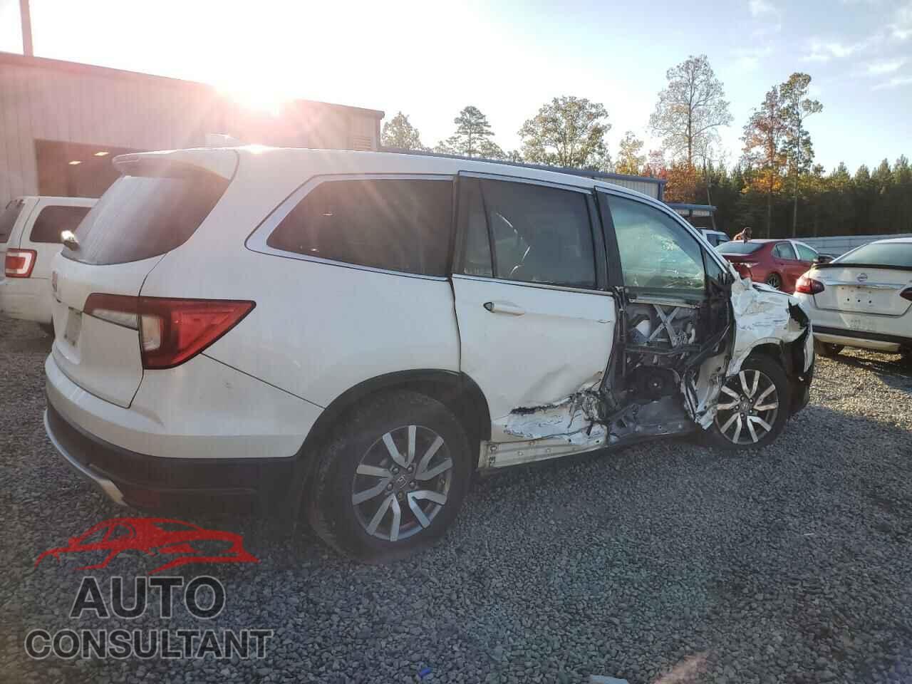 HONDA PILOT 2019 - 5FNYF5H41KB003001