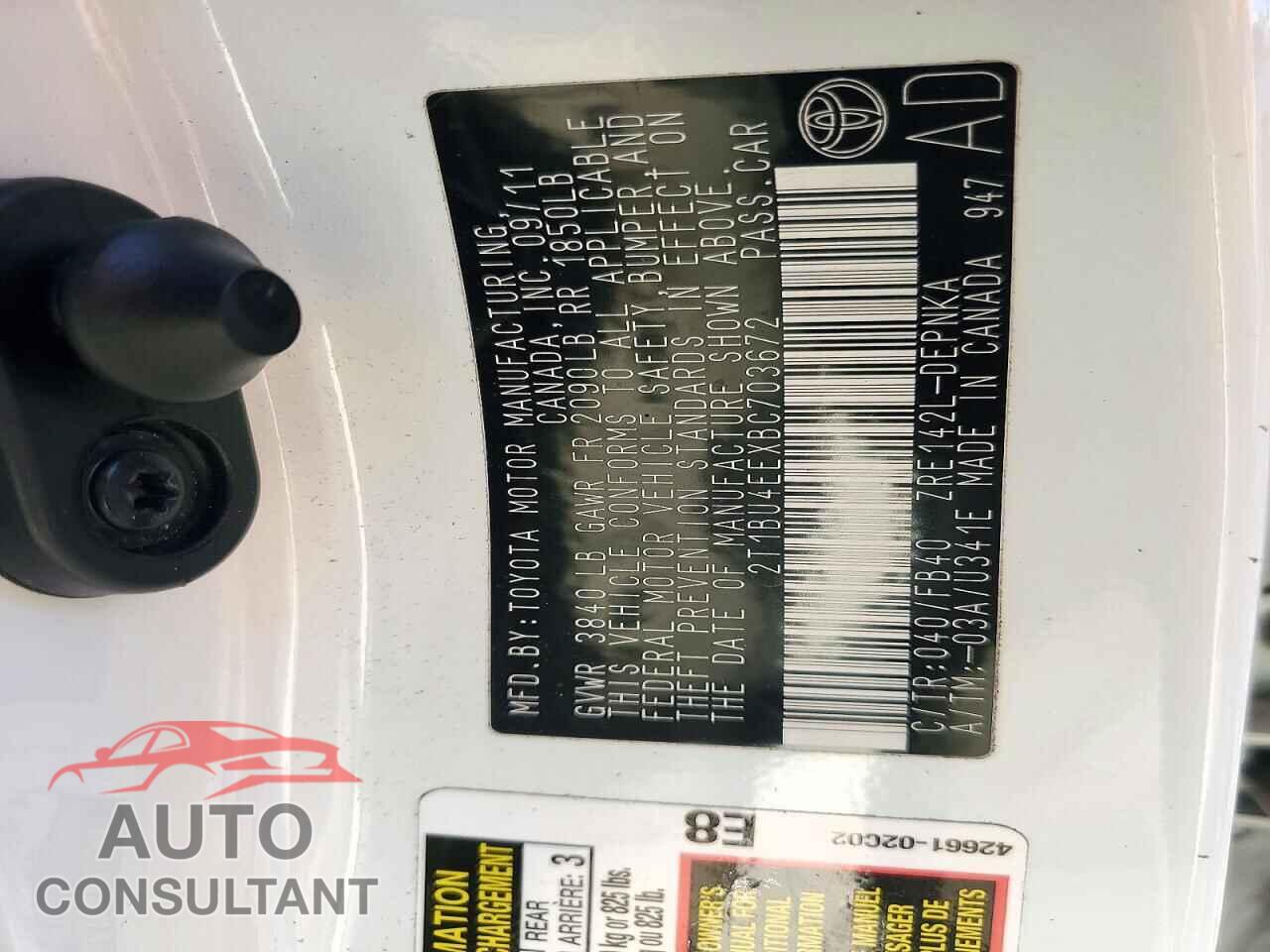TOYOTA COROLLA 2011 - 2T1BU4EEXBC703672