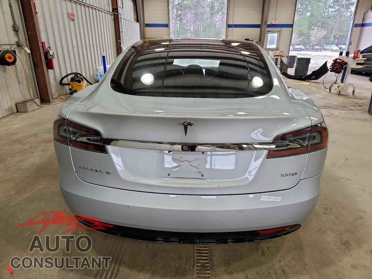 TESLA MODEL S 2017 - 5YJSA1E27HF217239