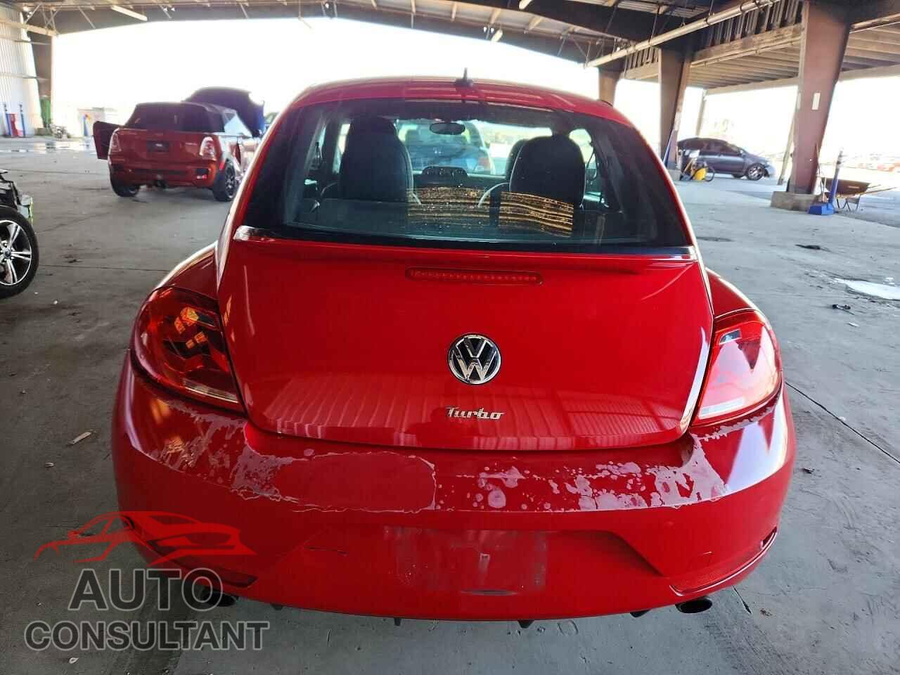 VOLKSWAGEN BEETLE 2013 - 3VWVT7AT0DM677516