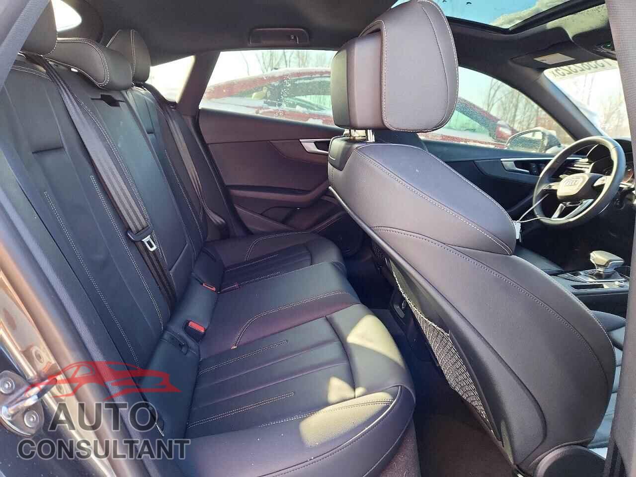 AUDI A5 2024 - WAUDACF59RA086285