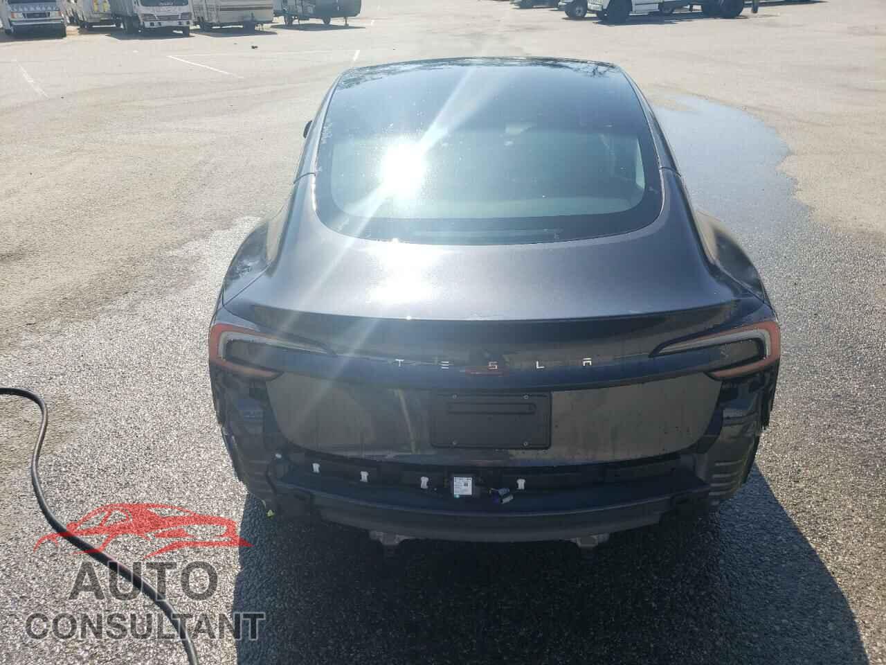 TESLA MODEL 3 2024 - 5YJ3E1EA0RF740961