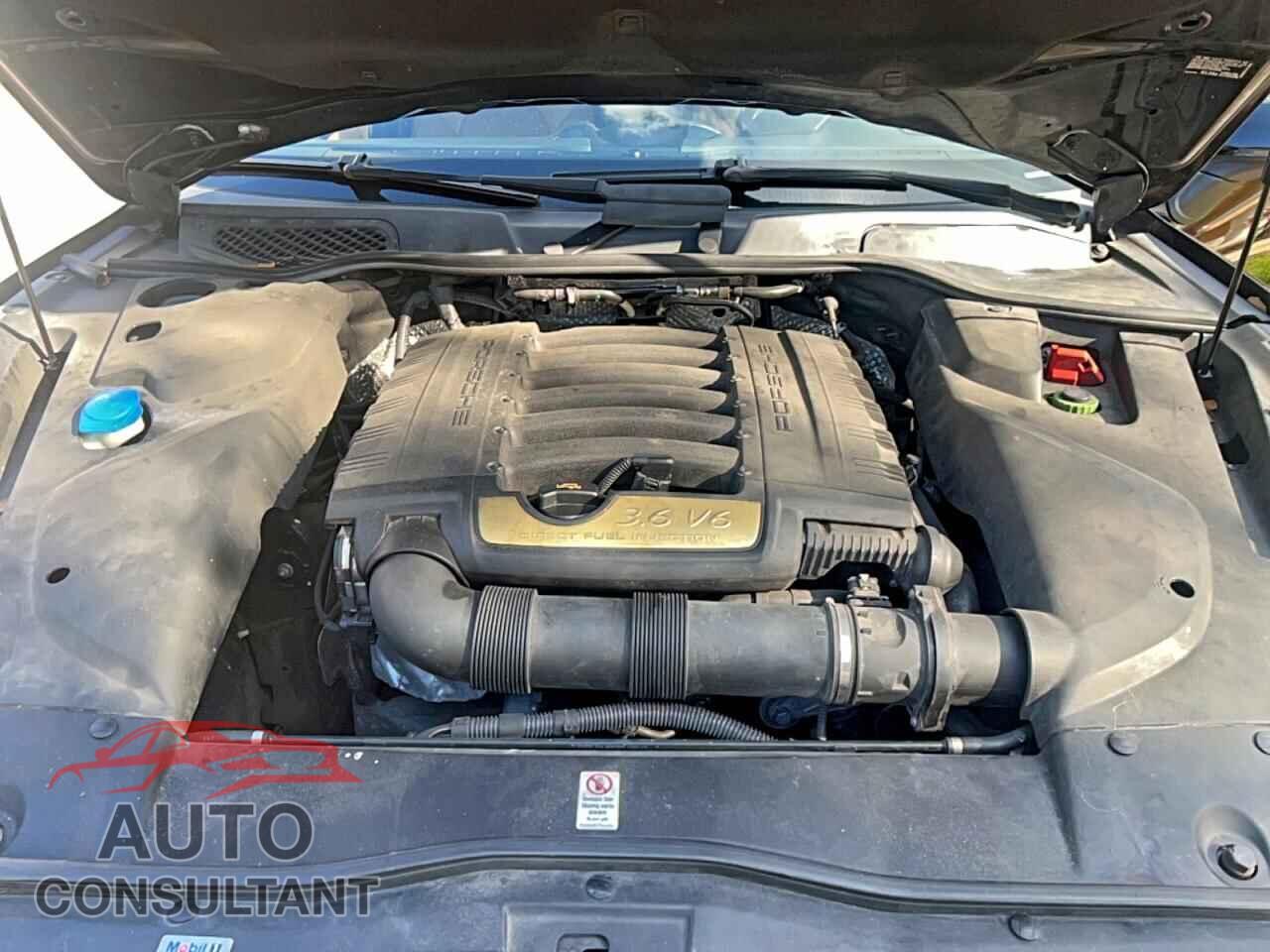 PORSCHE CAYENNE 2018 - WP1AA2A24JKA05803