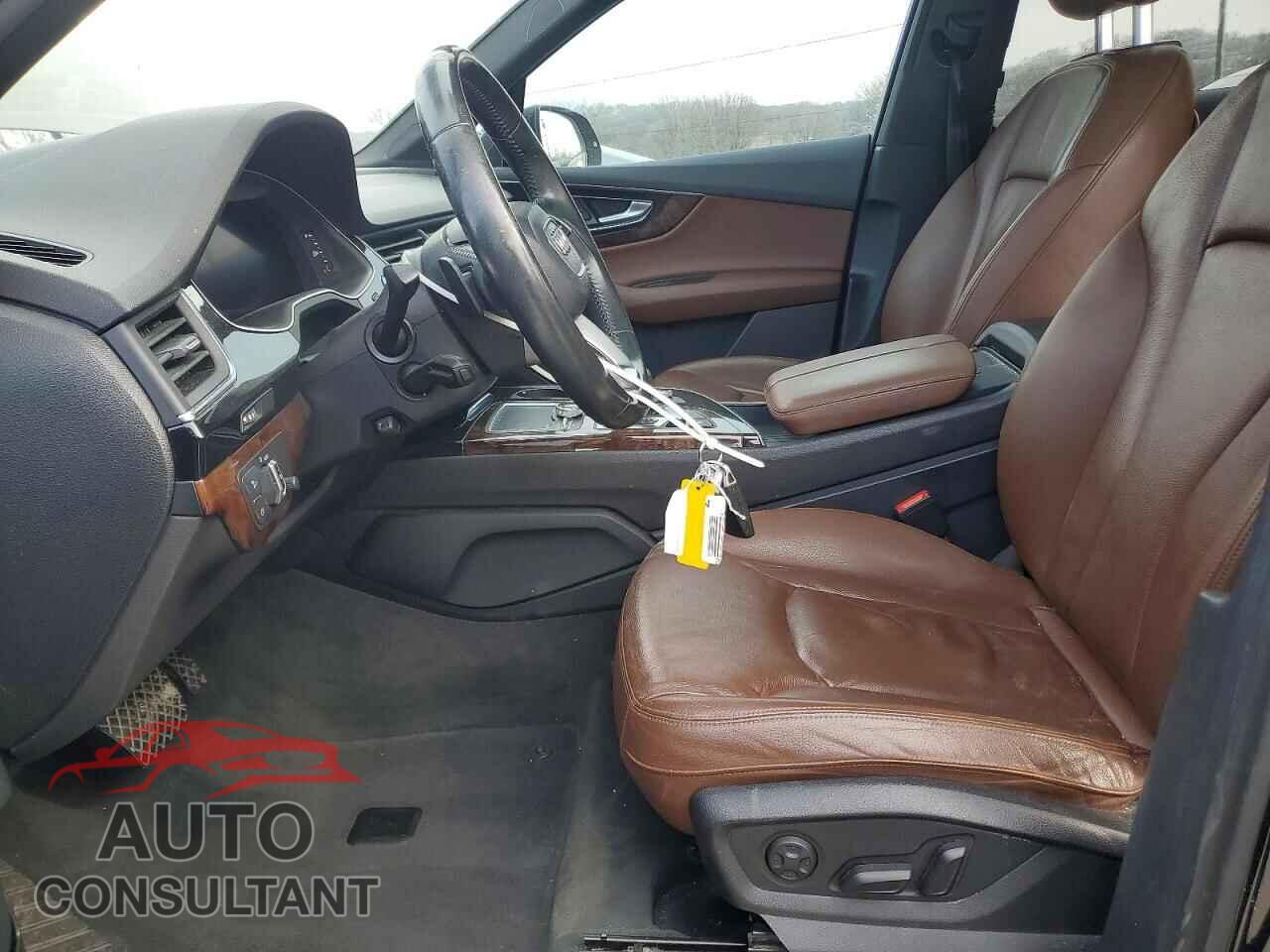 AUDI Q7 2017 - WA1LAAF73HD021606