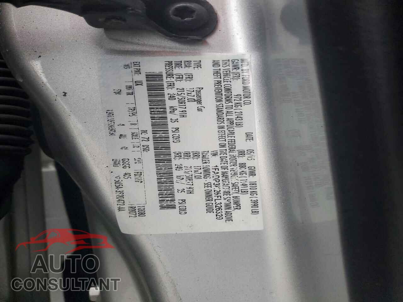 FORD FOCUS 2015 - 1FADP3K26FL326329