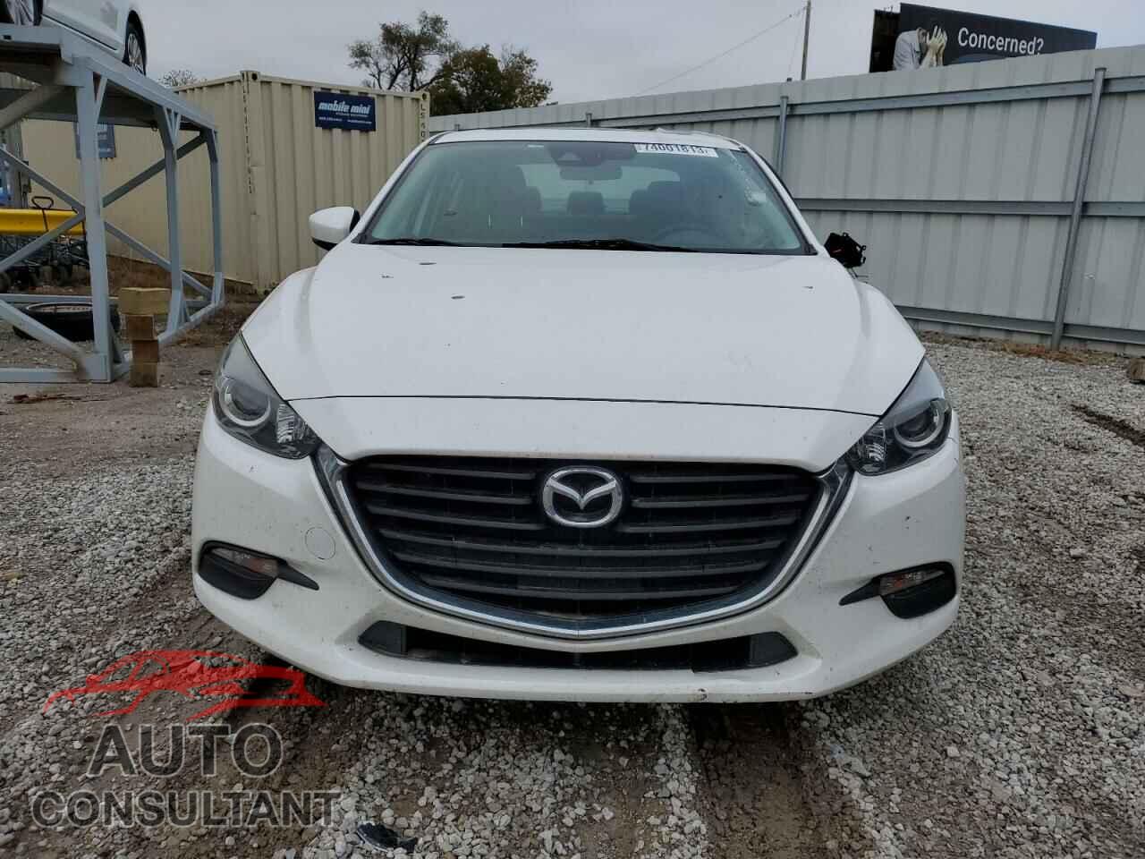MAZDA 3 2017 - 3MZBN1V79HM136784
