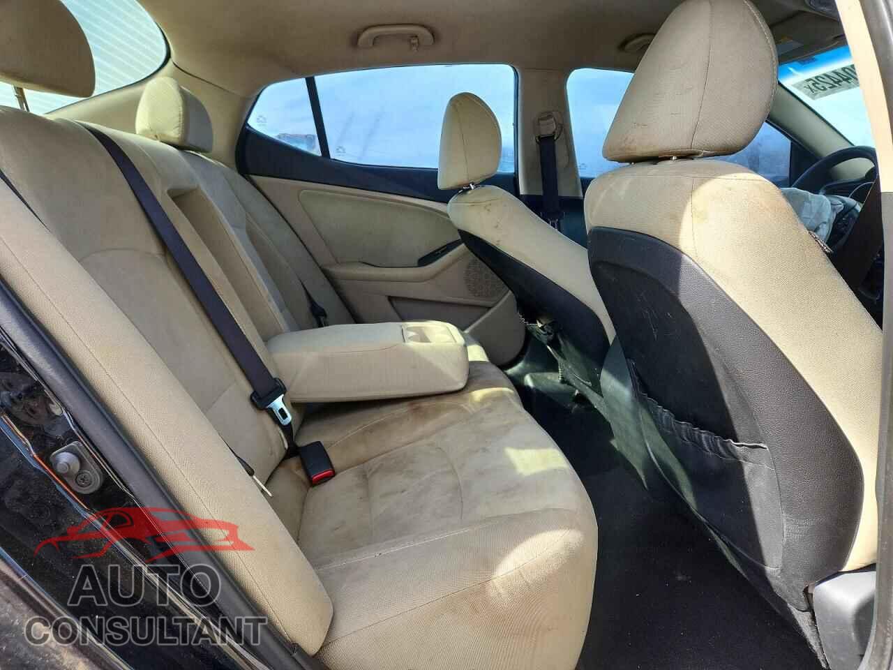 KIA OPTIMA 2012 - 5XXGM4A75CG055021