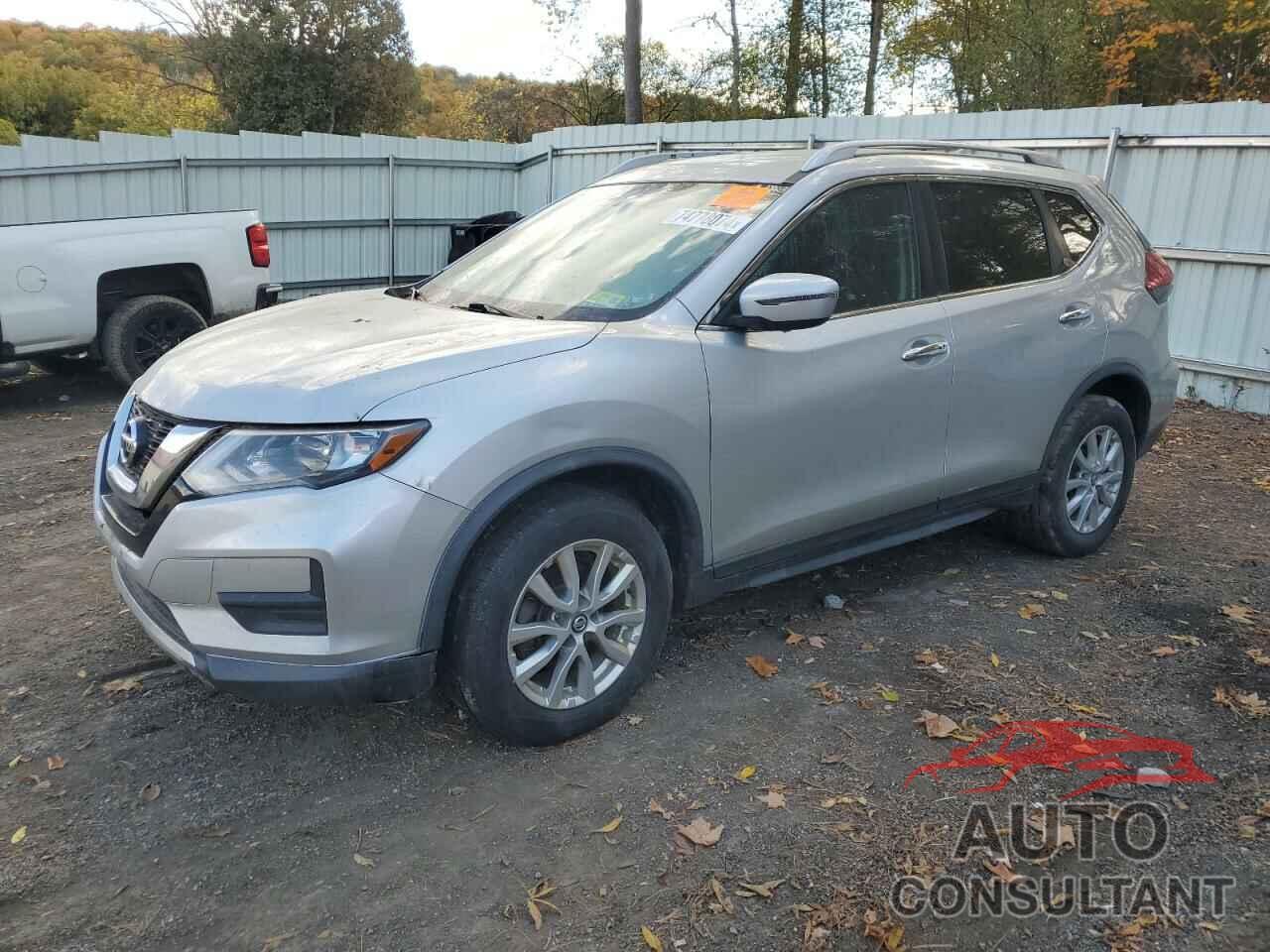 NISSAN ROGUE 2017 - KNMAT2MV4HP512750