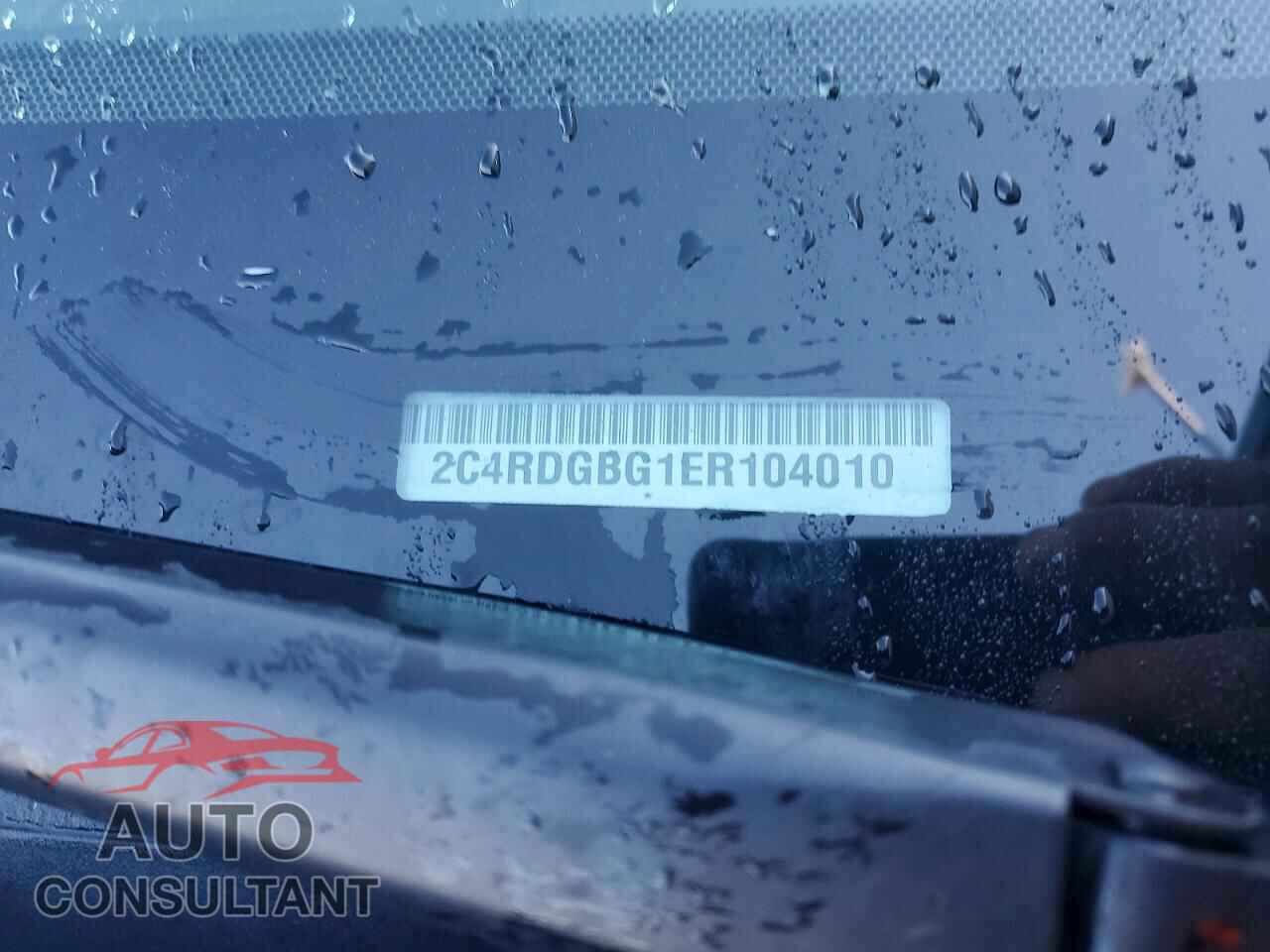 DODGE CARAVAN 2014 - 2C4RDGBG1ER104010