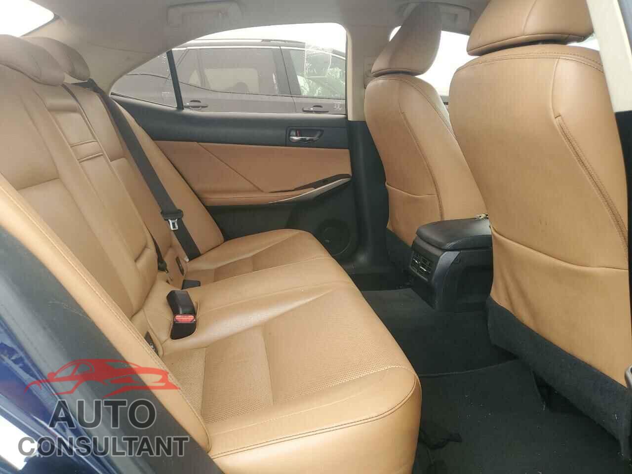 LEXUS IS 2015 - JTHBF1D27F5072249