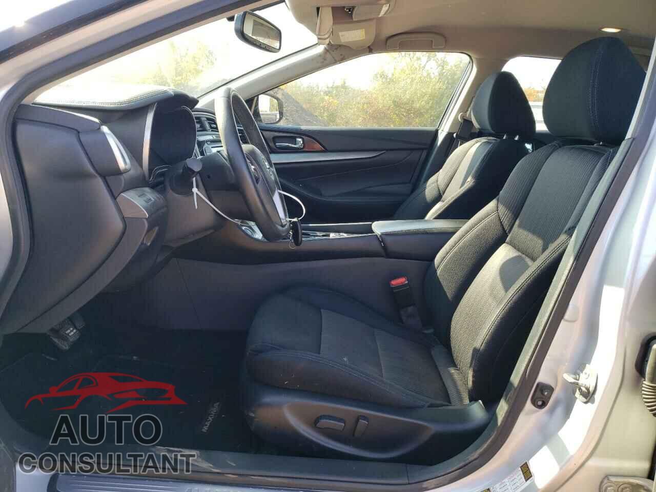 NISSAN MAXIMA 2017 - 1N4AA6AP1HC450174