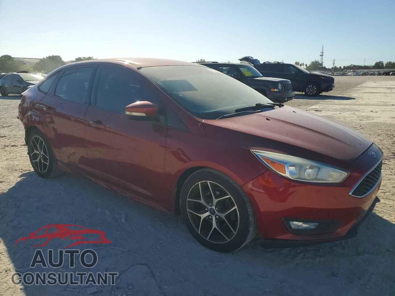 FORD FOCUS 2015 - 1FADP3F28FL246573