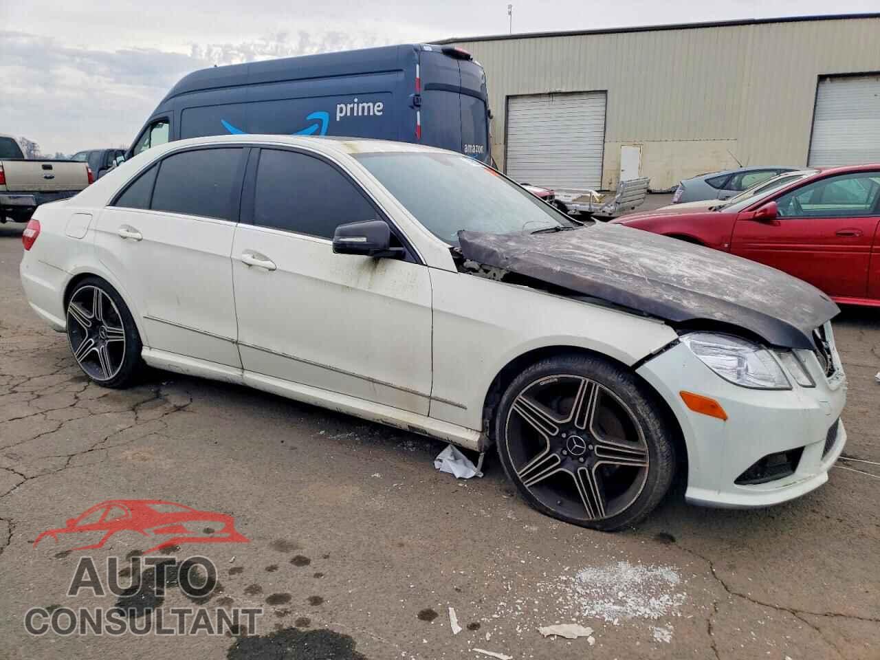 MERCEDES-BENZ E-CLASS 2010 - WDDHF5GB2AA051474