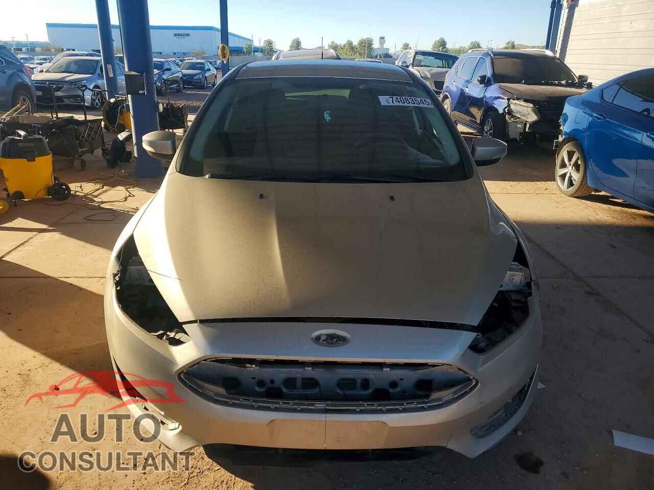 FORD FOCUS 2017 - 1FADP3K24HL284973