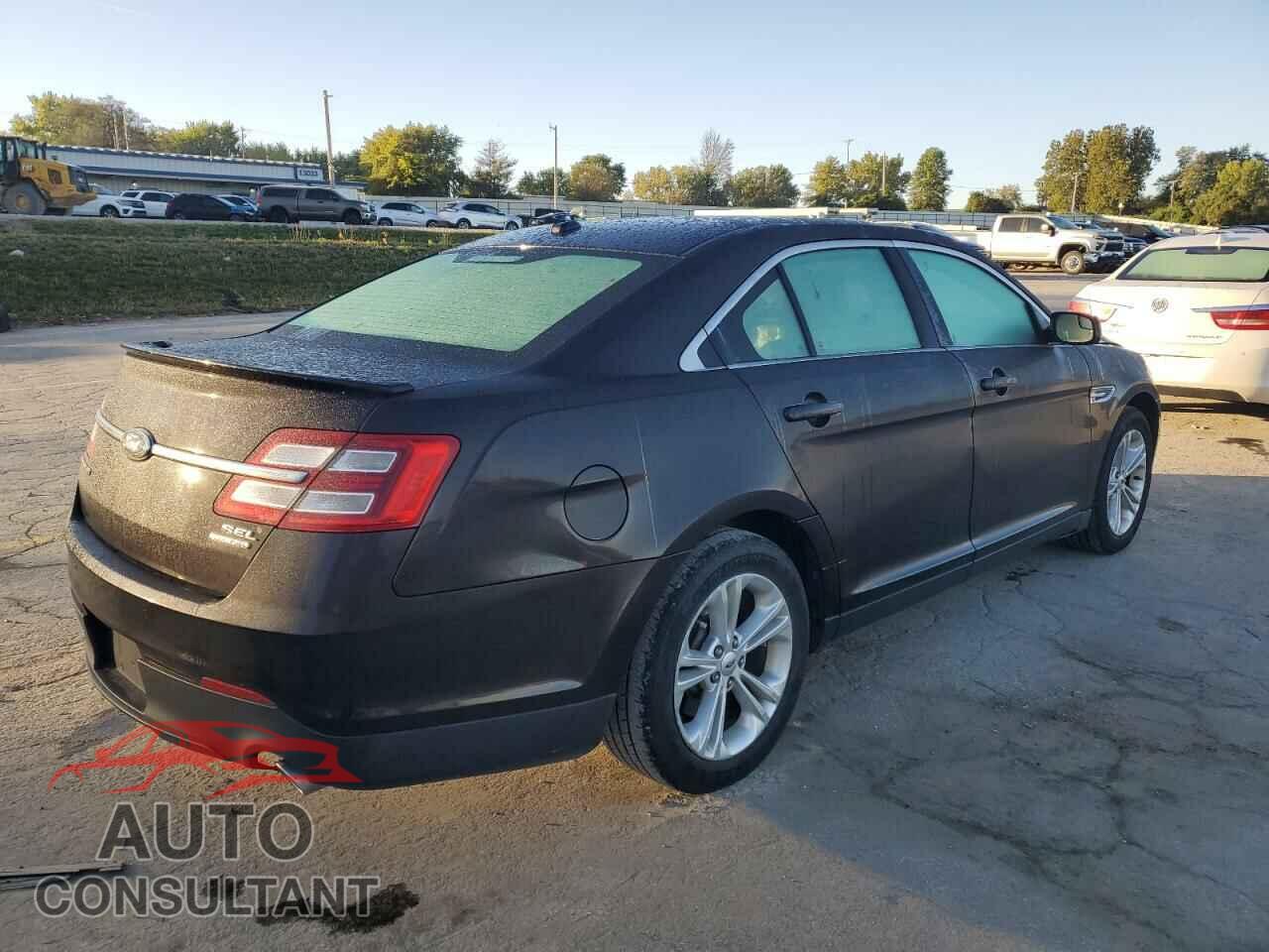 FORD TAURUS 2013 - 1FAHP2E83DG184085
