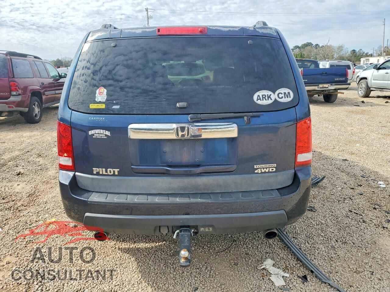 HONDA PILOT 2011 - 5FNYF4H92BB030374