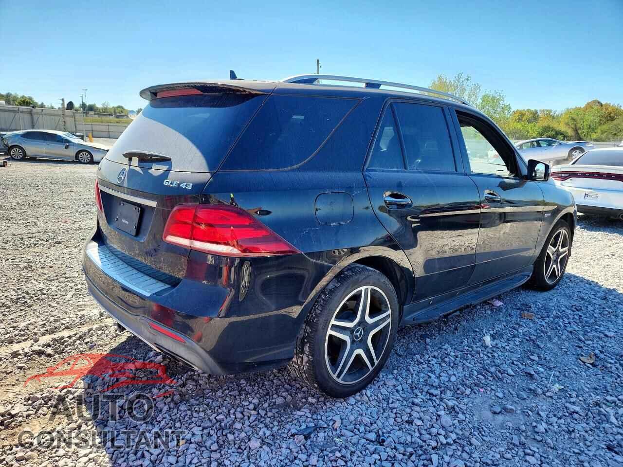 MERCEDES-BENZ GLE-CLASS 2017 - 4JGDA6EBXHA939458
