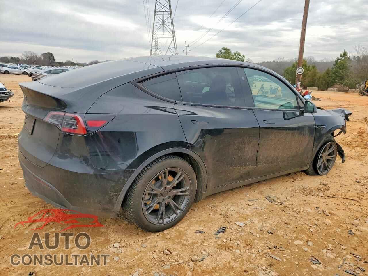 TESLA MODEL Y 2025 - 7SAYGDED1SA341218