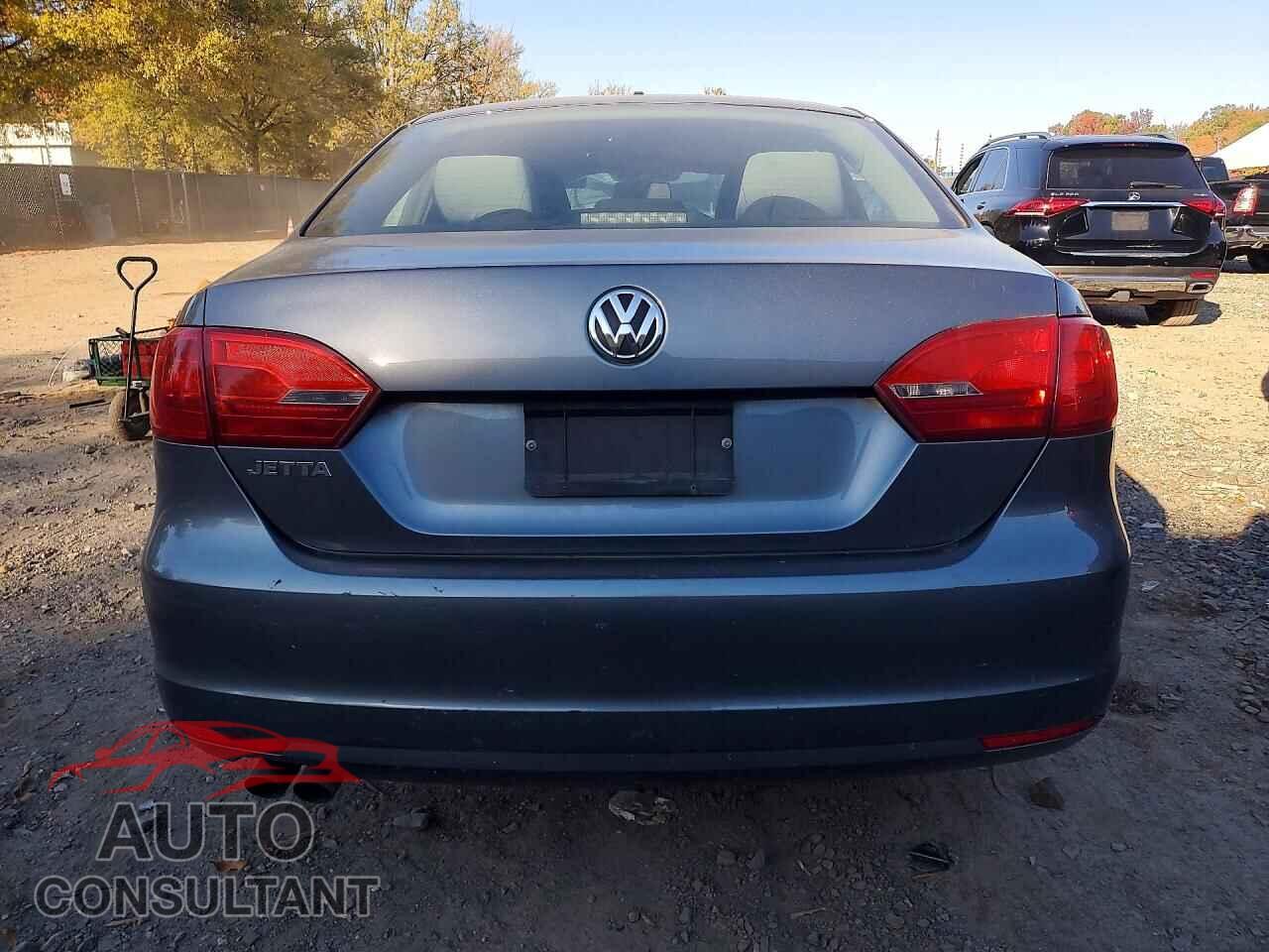 VOLKSWAGEN JETTA 2014 - 3VW2K7AJ7EM227965