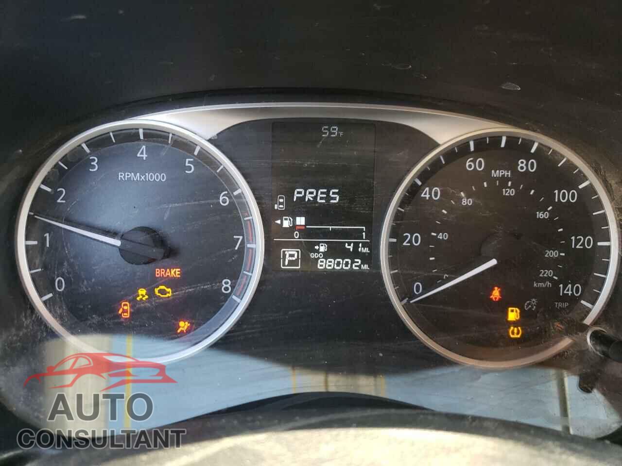 NISSAN KICKS 2019 - 3N1CP5CU0KL520941