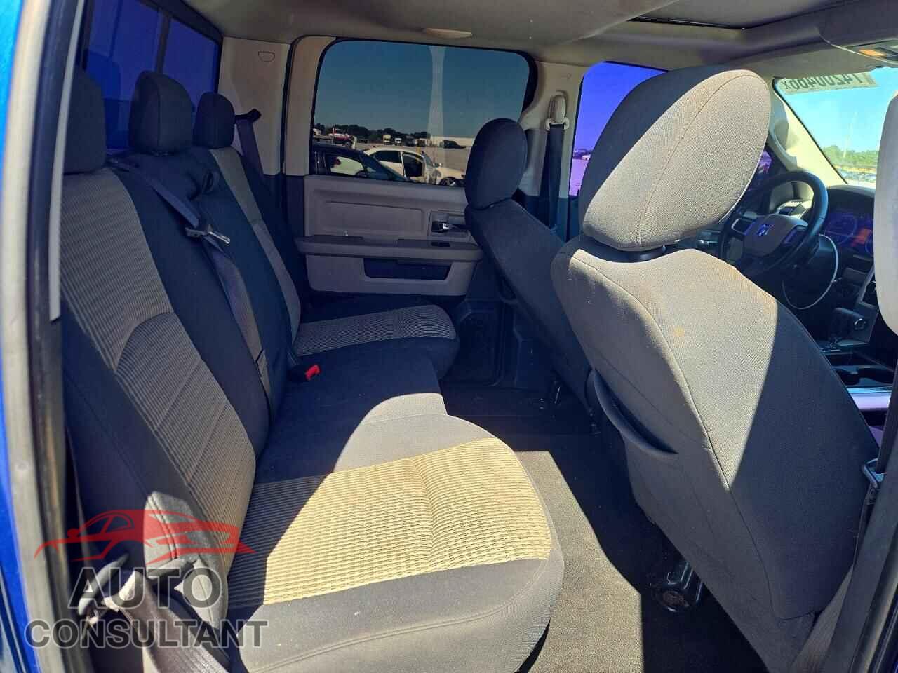 DODGE RAM 1500 2010 - 1D7RV1CT5AS121008