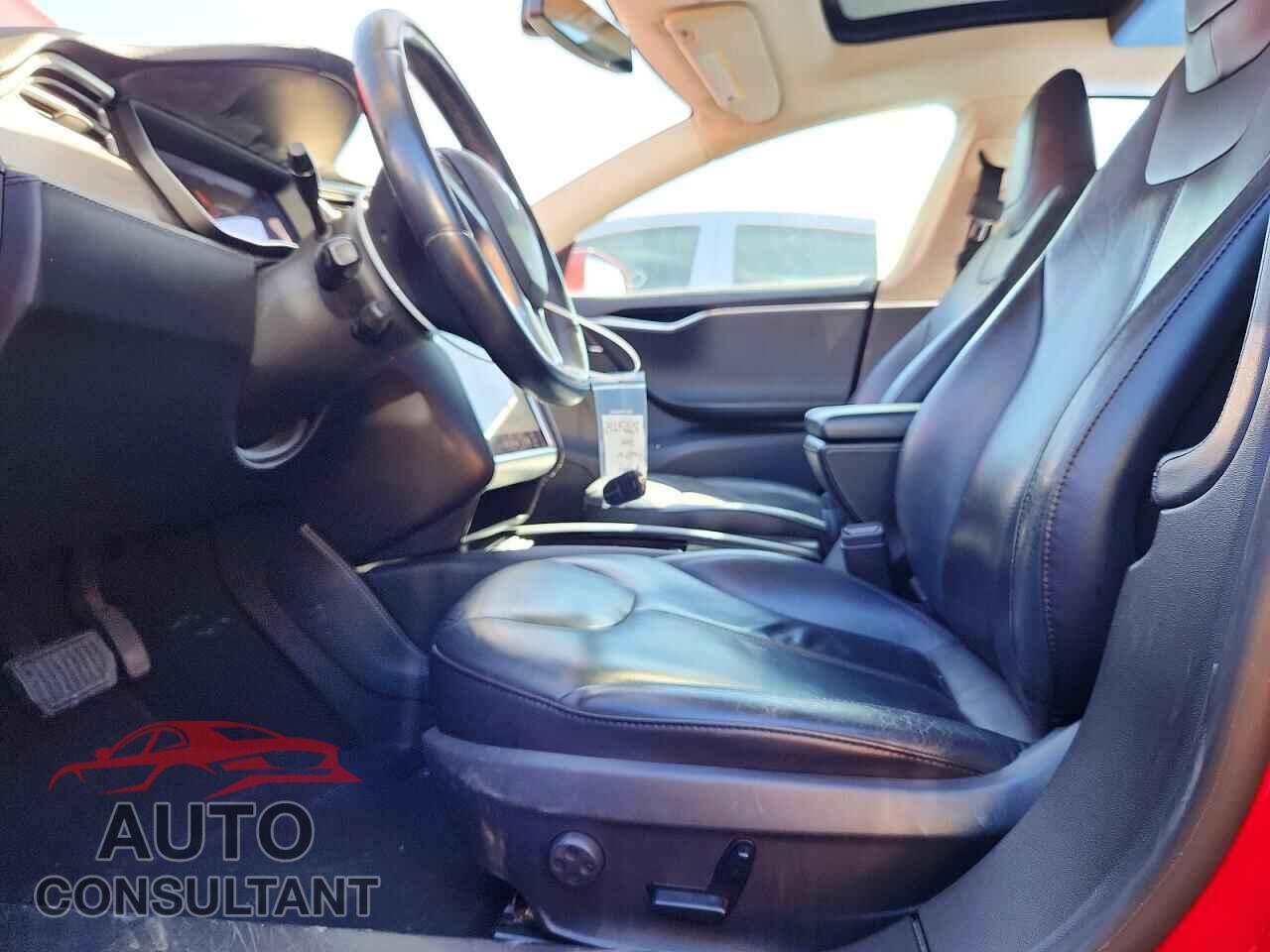 TESLA MODEL S 2014 - 5YJSA1H13EFP48579