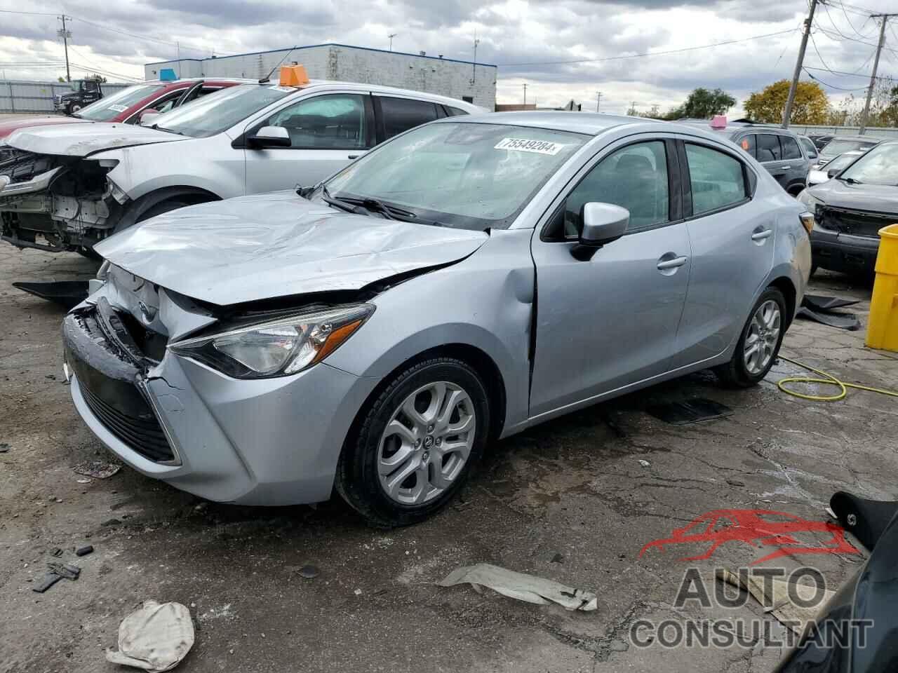 TOYOTA YARIS 2017 - 3MYDLBYV1HY164946