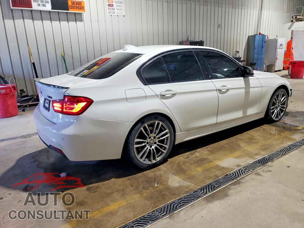BMW 3 SERIES 2013 - WBA3A9C55DF475066