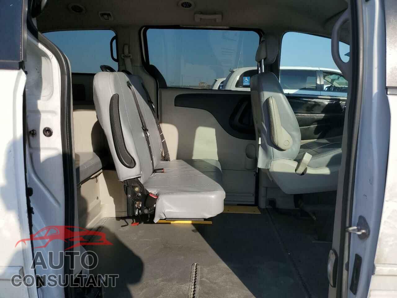 DODGE CARAVAN 2017 - 2C4RDGBG1HR776511