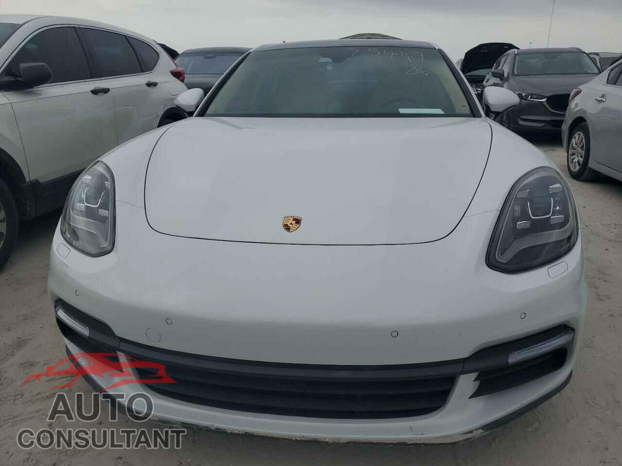 PORSCHE PANAMERA 2018 - WP0AA2A73JL110386
