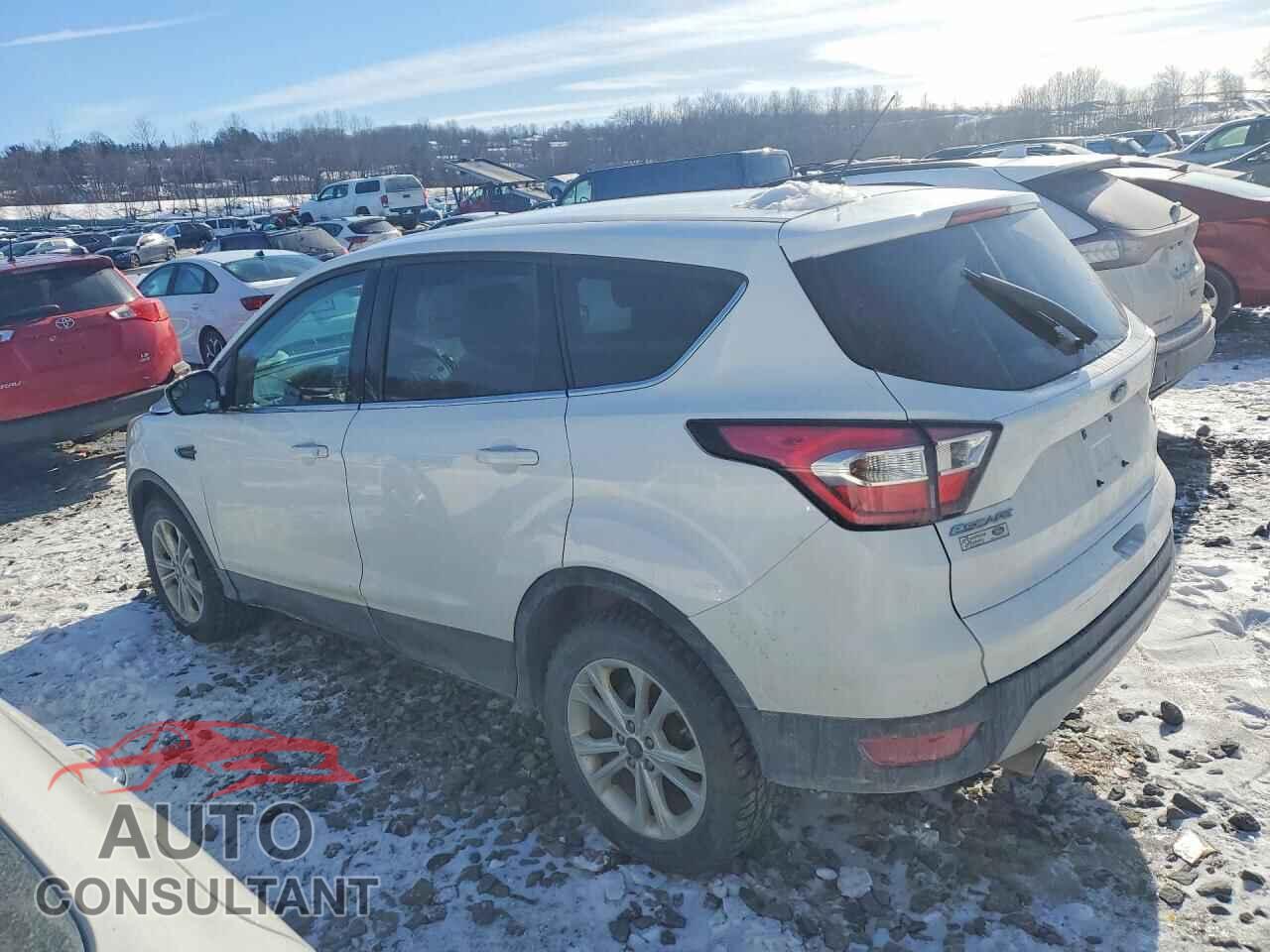 FORD ESCAPE 2017 - 1FMCU9GD8HUB72694