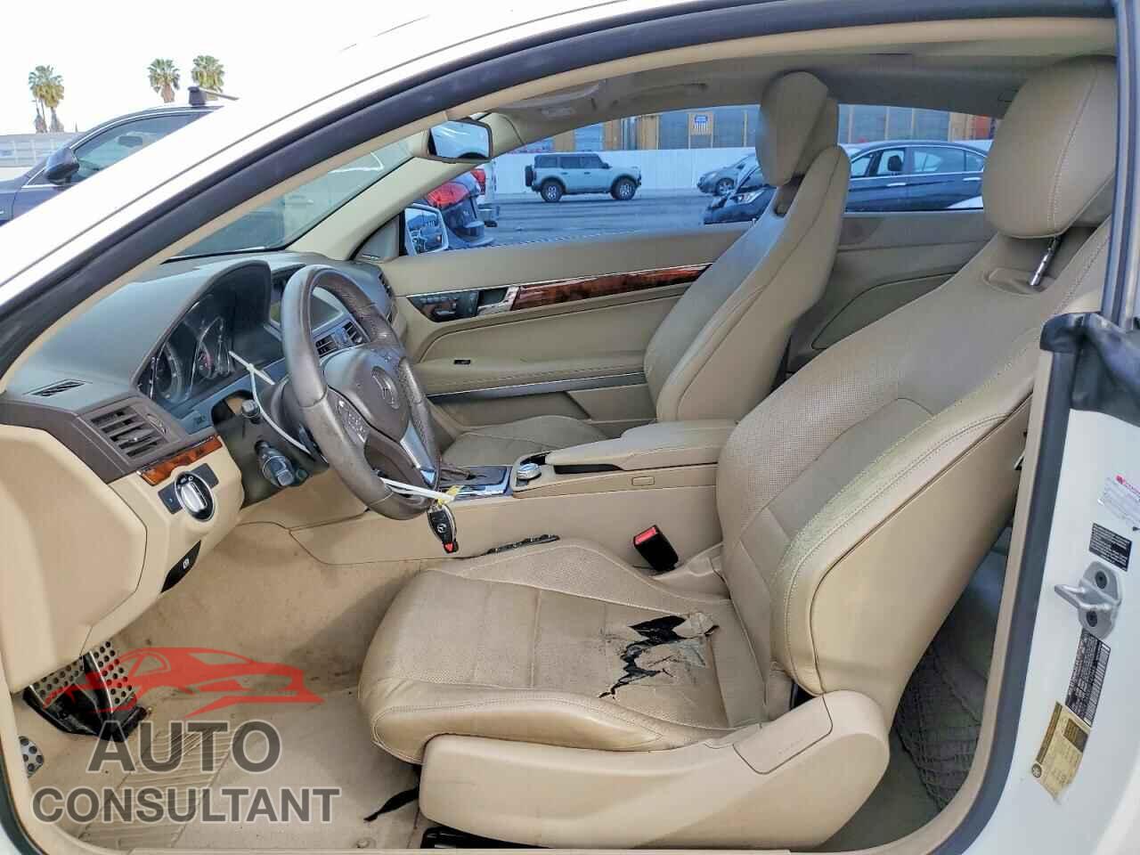 MERCEDES-BENZ E-CLASS 2012 - WDDKJ5KB3CF147969
