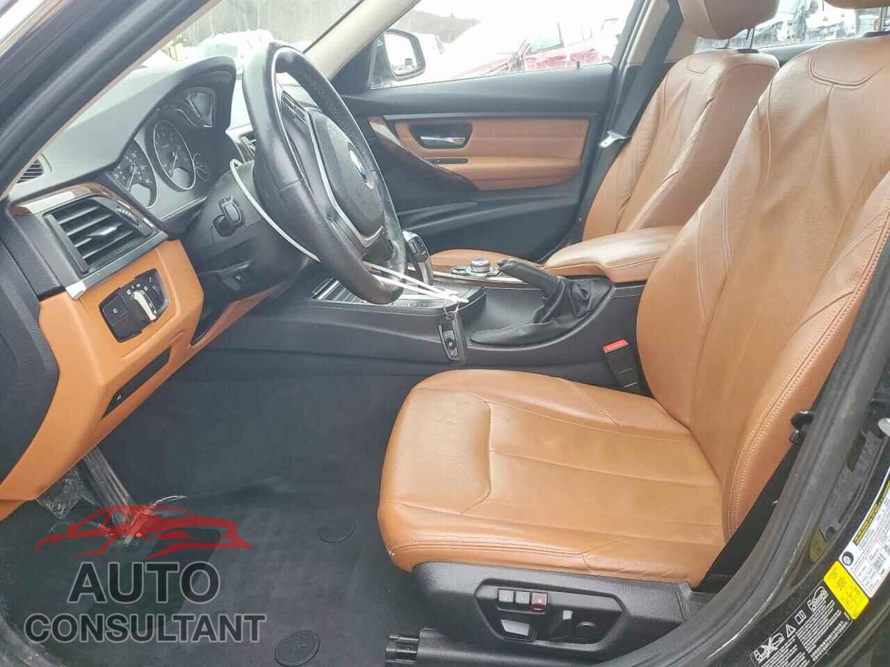 BMW 3 SERIES 2013 - WBA3B5G52DNS05542