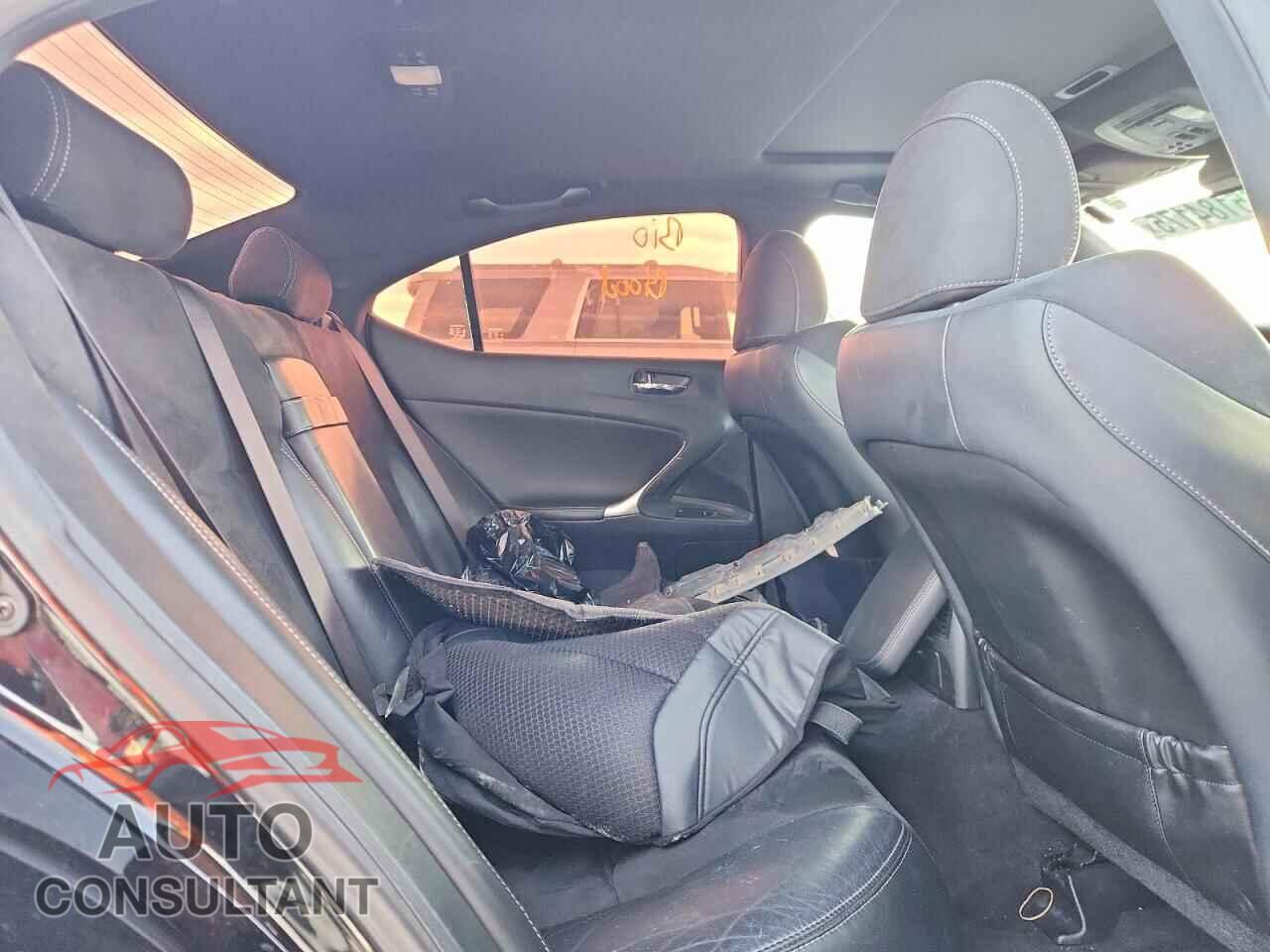LEXUS IS 2012 - JTHBF5C24C5161636