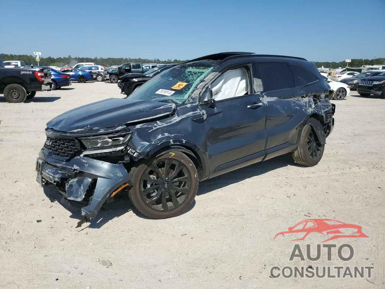 KIA SORENTO 2023 - 5XYRKDLFXPG220775