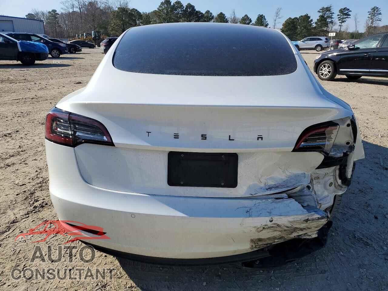 TESLA MODEL 3 2022 - 5YJ3E1EB5NF267674