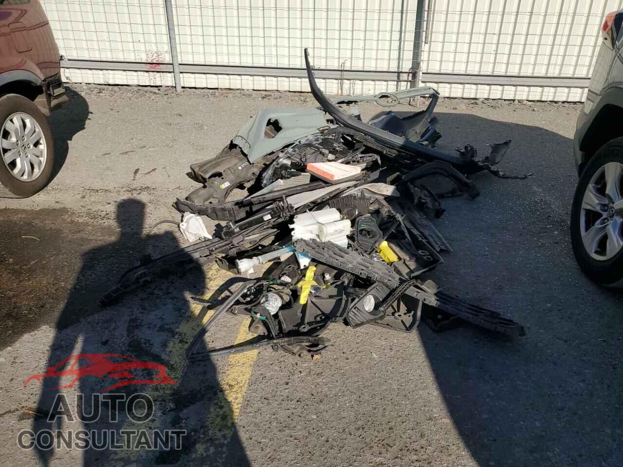 TOYOTA RAV4 2019 - JTMP1RFV3KD510020