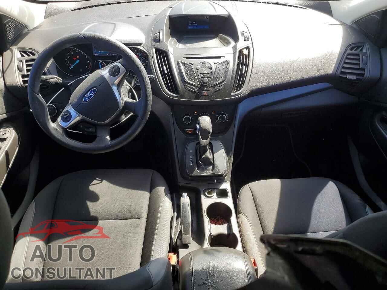 FORD ESCAPE 2016 - 1FMCU0F71GUC10398