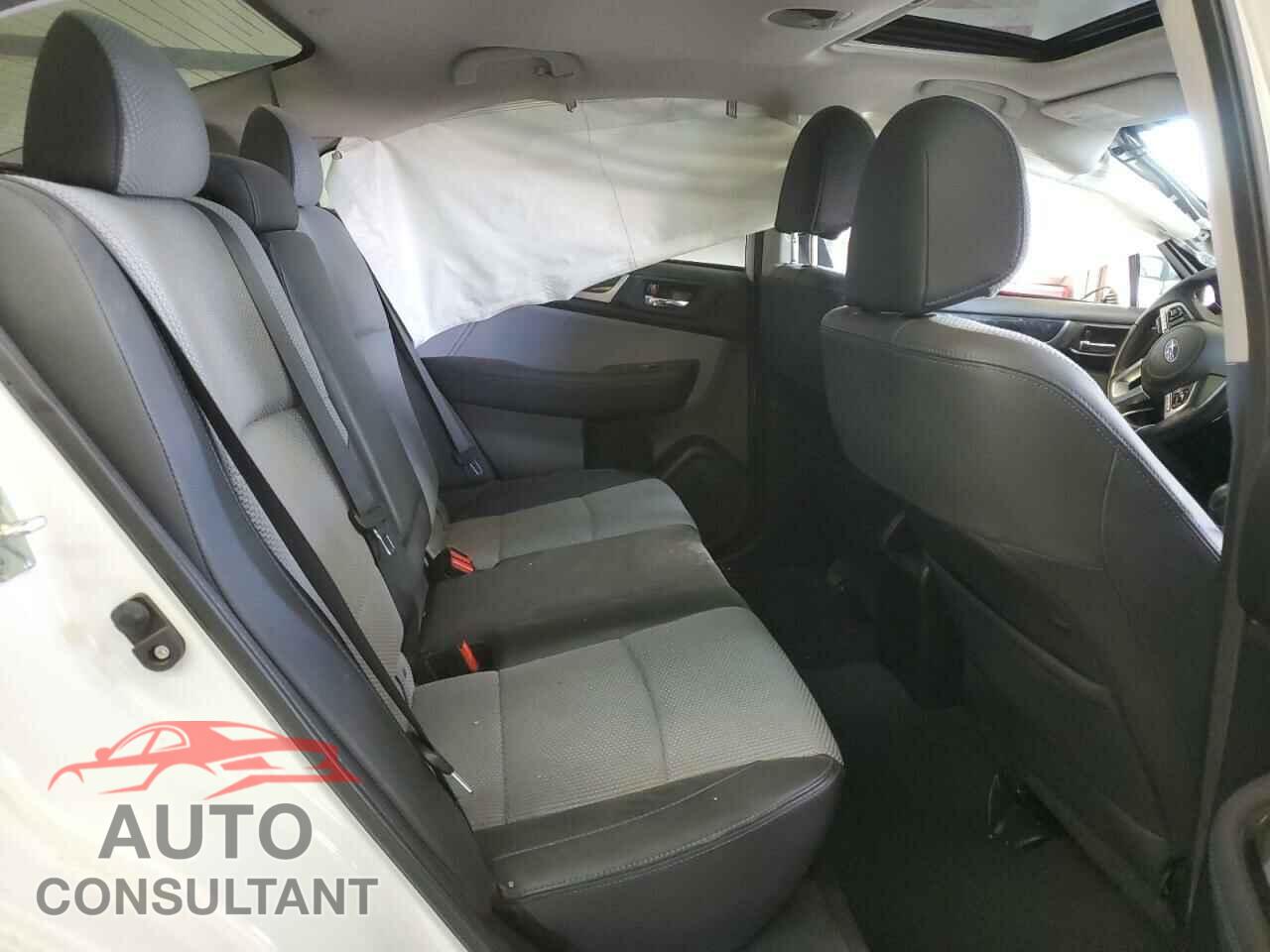 SUBARU LEGACY 2017 - 4S3BNAS64H3011479