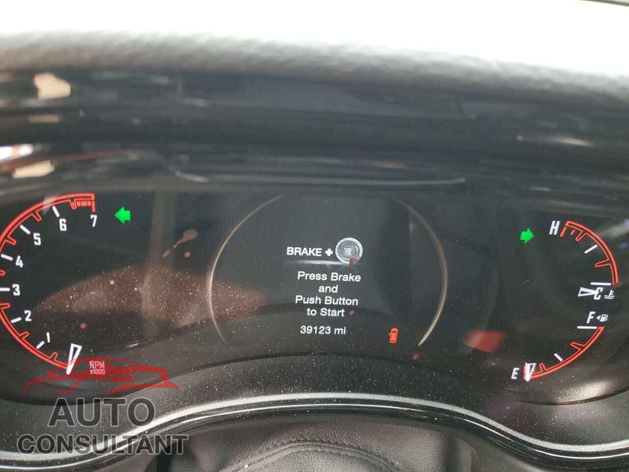 DODGE DURANGO 2023 - 1C4RDJDG5PC582498