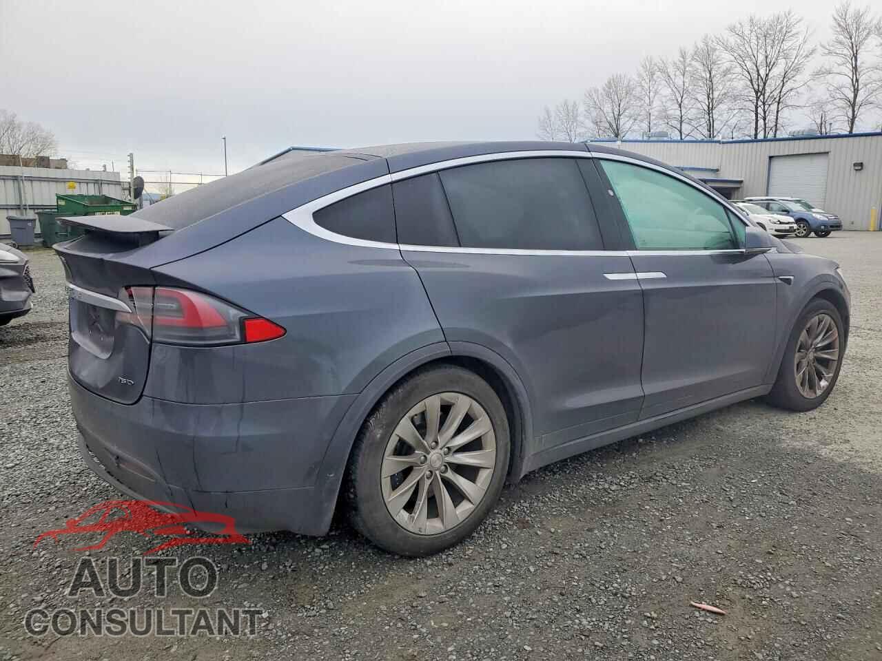 TESLA MODEL X 2018 - 5YJXCBE20JF127748