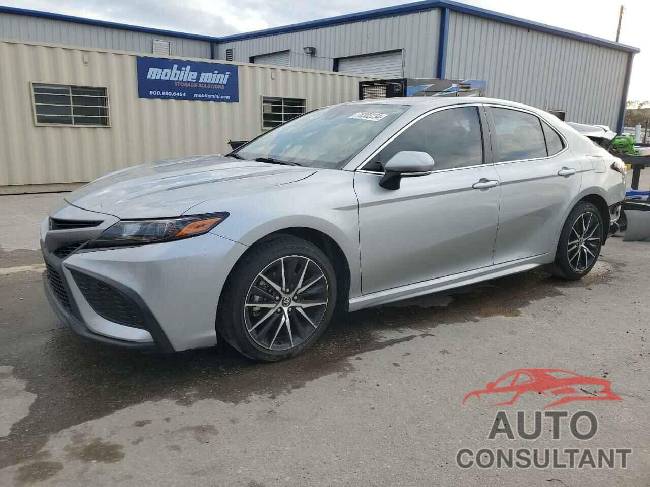 TOYOTA CAMRY 2023 - 4T1G11AK2PU151857